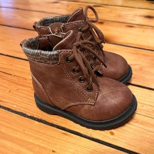🌼 3 for $20 Wonder Nation Brown Sweater Knit Leather Boots